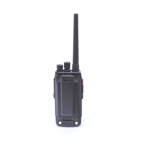 Radio Portátil Uhf 400512 Mhz Digital Dmr Y Analógico 5 W Incluye Antena Bateria Cargador Y Clip  16 Canales Preconfigurados