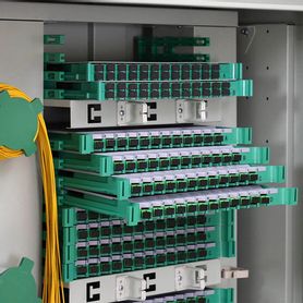 gabinete de distribucion de conexion cruzada para fibra optica fdt228075