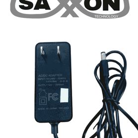 saxxon ka24d1202000ush  fuente de poder regulada  12 vcc 2 amper  conector macho  voltaje de entrada 100240v  ideal para cámara