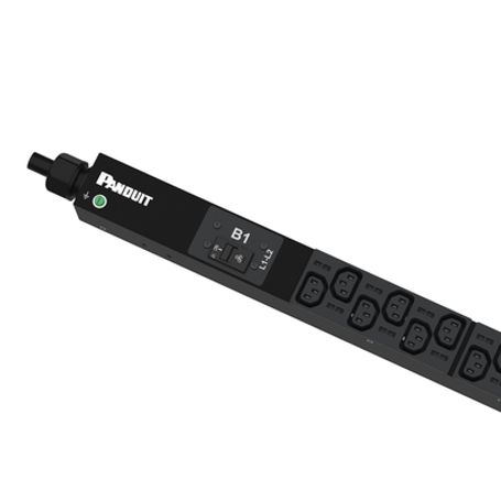 Pdu Básico Para Distribución De Energia Enchufe De Entrada Nema L1530p Con 30 Salidas C13 Y 6 C19 De Instalación Vertical 208 Vc