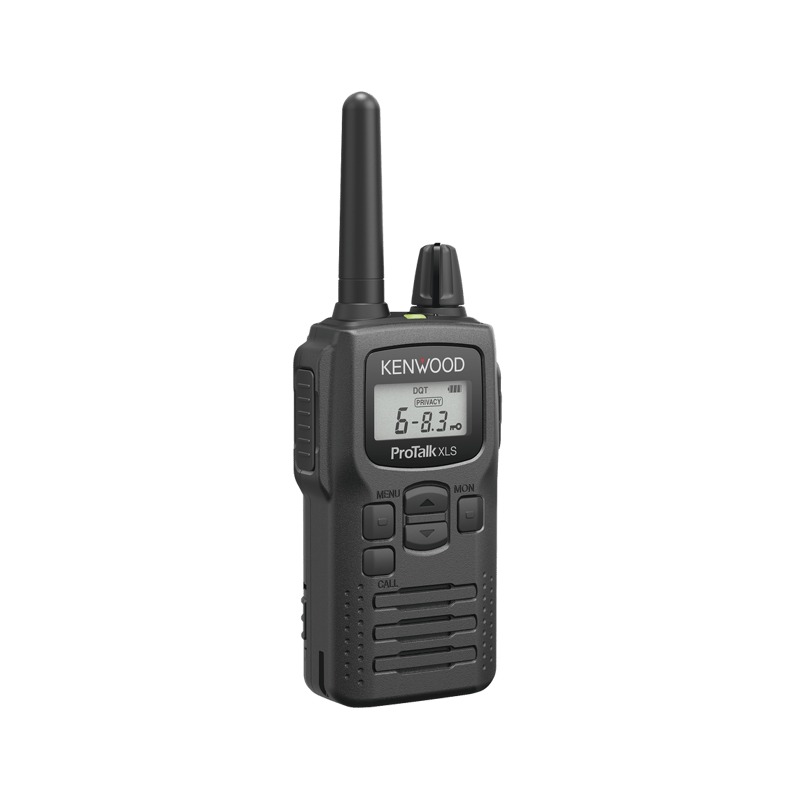 Radio portátil UHF 450-470 MHz, 2 W, 16 canales, Resistente a Golpes MIL-STD-810, manos libres VOX. Incluye antena, batería