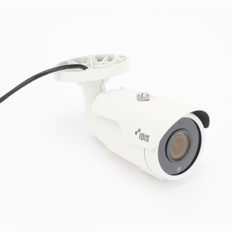 Camara Bala Ip 5mp  Lente Mot 2.7  13.5 Mm Compatible Con Terceros  Api  Onvif Profile S/t  Ik10 Ip67  30m Ir  H.265   Soporta E