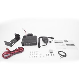 radio móvil analógico en rango de frecuencia 400470 mhz 50 w de potencia de rf  incluye micrófono cable de corriente y bracket2