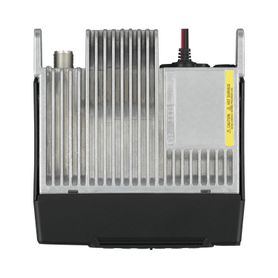 radio móvil vhf 136174 mhz digital dmranalógico 50 watts 260 canales pseudotrunking encriptación ip54 milstd810 gps incluye acc