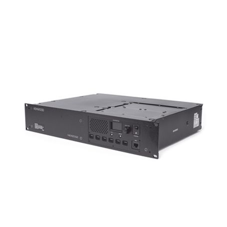 Repetidor Vhf 136174 Mhz Digital Nxdnanálogo Convencional/ Trunking 50 Watts Inc. Accesorios De Inst.