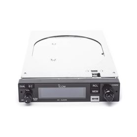 radio móvil aéreo en rango de frecuencia 118000136975 mhz cuenta con 20 canales regulares y 50 canales de memoria78215