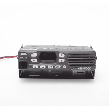 Radio Movil Digital 400470 Mhz 32 Canales Modo Mezclado Dmr/análogo 50 W Encriptación Gps. Incluye Accesorios