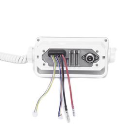 radio móvil marino icom color blanco clase d dsc tx 156025  157425 mhz rx 156050  163275 mhz 25w de potencia sumergible ipx7 in