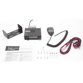radio móvil para aficionados 65w rx136174mhz tx 144148mhz 207 memorias 45w de potencia de audio incluye microfono y acc de mont