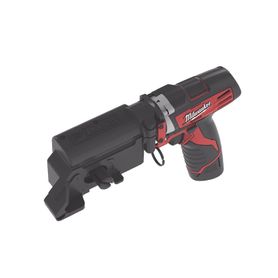 herramienta de corte para cinchos y flejes pansteel™ color negro opera a bateria cabezal de giro de 360º con tensión controlada