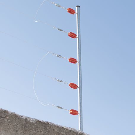 Aislador De Color Rojo Para Postes De Esquina De Alta Resistencia Con Anti Uv De Uso En Cercos Eléctricos