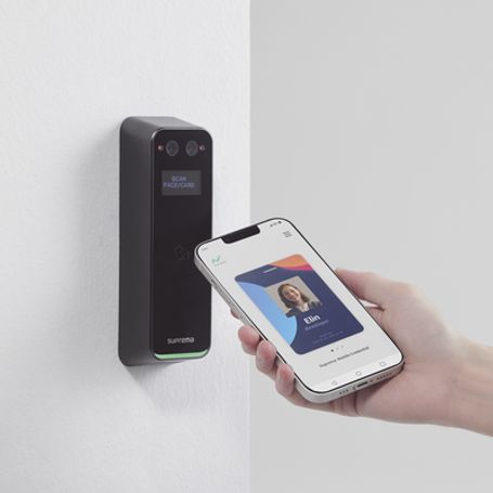 Lector Biométrico Facial (bew3) / Lector De Tarjetas Prox Em Mifare Tarjetas Virtuales Por Bluetooth / Con Protección Ip67 Ik08