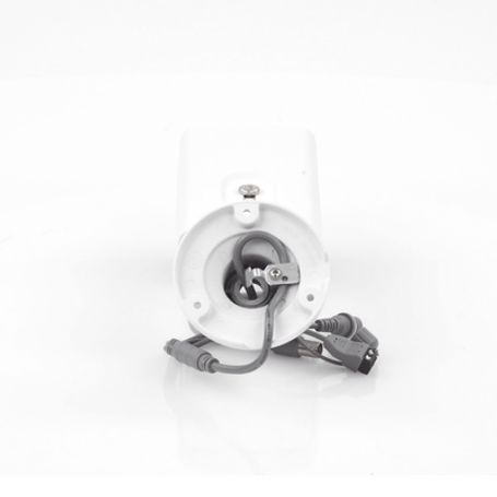 Bala Turbohd 4k (8 Megapixeles) / Lente Mot. 2.7 A 13.5 Mm / Ir Exir Inteligente 80 Mts / Exterior Ip67 / Soporta 12 Vcc  24 Vca