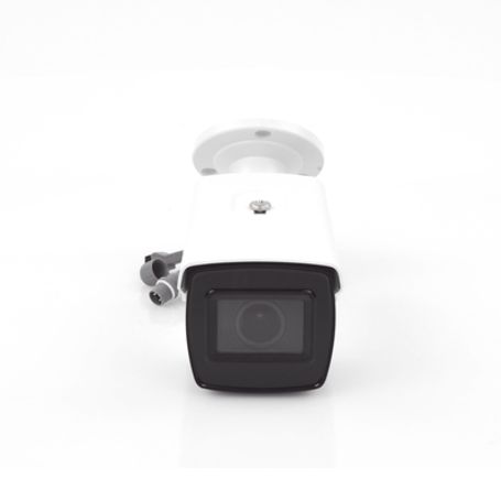 Bala Turbohd 4k (8 Megapixeles) / Lente Mot. 2.7 A 13.5 Mm / Ir Exir Inteligente 80 Mts / Exterior Ip67 / Soporta 12 Vcc  24 Vca