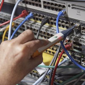 detector de fibra activa y potencia óptica fiberlert™ para fibras monomodo y multimodo en lambdas de 850 a 1625 nm detección si