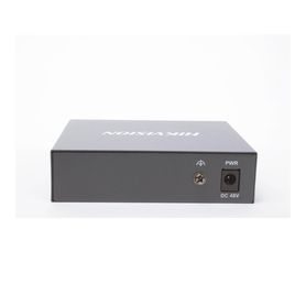 switch gigabit  poe  no administrable  4 puertos 1000 mbps poe  1 puerto 1000 mbps uplink  35 watts200815