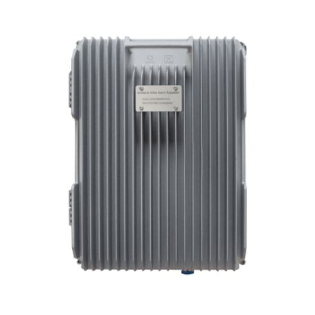 cobertura de hasta 5 km  amplificador de senal celular  banda 5 850 mhz  20 watts de potencia  banda ancha multioperador  prote