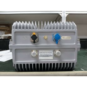 cobertura de hasta 5 km  amplificador de senal celular  banda 5 850 mhz  20 watts de potencia  banda ancha multioperador  prote
