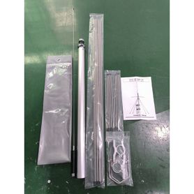 antena multibanda d130  rango de recepción 251300 mhz  transmisión en 501444309041200 mhz  longitud 17 m  peso 1 kg  diámetro m