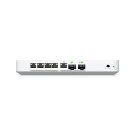 ucg fiber cloud gateway de 10g de escritorio con switch integrado de 4 puertos 25 gbe y 1 puerto 10g sfp compatibilidad total c