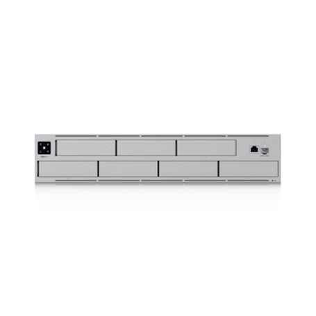 unas pro servidor de almacenamiento en red de 2u rack con 7 bahias para hddssd de 2535 con 1 puerto 10gbe  y 1 puerto sfp 10g23