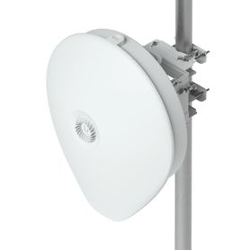 radio backhaul uisp airfiber 60 xr para ptp en 60 ghz hasta 54 gbps radio redundante en 5 ghz sfp 10g con gps y bluetooth hasta