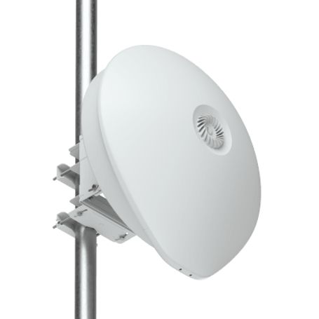 Radio Backhaul Uisp Airfiber 60 Xr Para Ptp En 60 Ghz Hasta 5.4 Gbps Radio Redundante En 5 Ghz Sfp 10g Con Gps Y Bluetooth Hasta