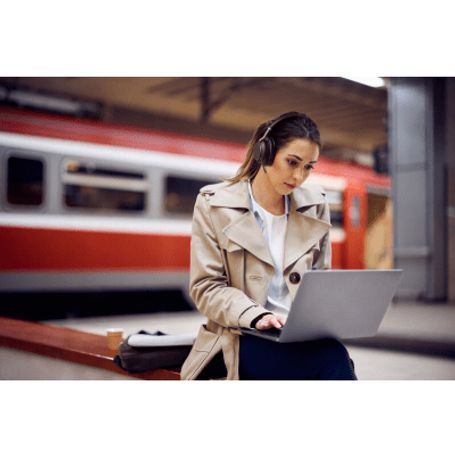 Diadema Bluetooth Yealink Bh76 Plus Dual Con Carga Inalámbrica Y Certificación Microsoft Teams
