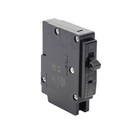  interruptor termomagnético enchufable serie b2q 1p 20a 120240v sku1002263 212582