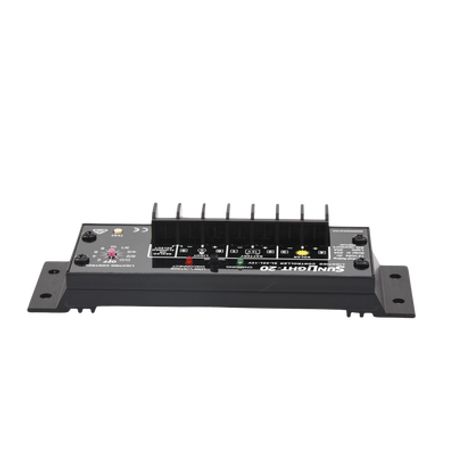 Controlador Solar Para Iluminación De Luz Mercurial Estaciones De Autobús Y Senalamientos 20 A 12 Vcc.