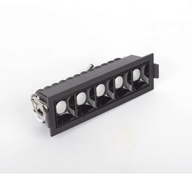 reflector empotrable  luz fria   110 v  10 w  750 lúmenes  50000 hrs  ip20201199
