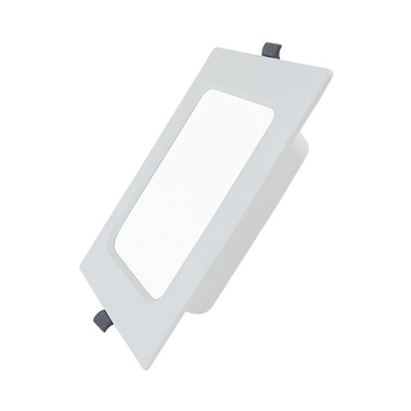Spot Cuadrado Empotrable / 30 X 30 Cm / Luz Fria / 110 V / 24 W / 2040 Lúmenes / 25000 Hrs / Ángulo De Apertura 120° / Ip20