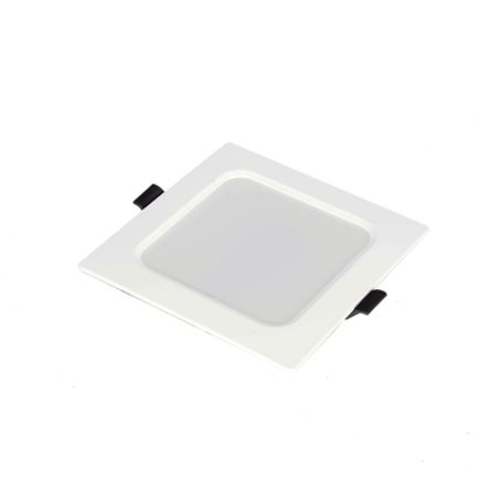 spot cuadrado empotrable  12 x 12 cm  luz fria  110 v  6 w  420 lúmenes  25000 hrs  ángulo de apertura 120°  ip20201208