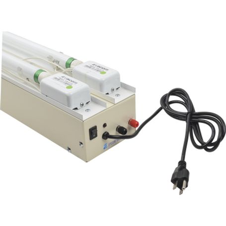  Lámpara De Emergencia Con Focos De 40 W Con Carcasa De Acero. 5 Horas De Respaldo.