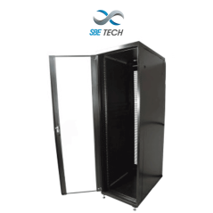 SBE TECH GNL42URPPC - Gabinete de piso en acero de alta resistencia con pintura electrostática y paneles laterales desmontables