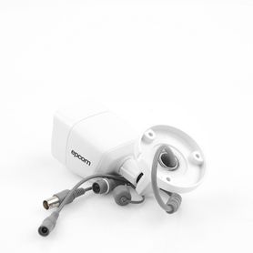 audio por coaxitron  bala turbohd 2 megapixel 1080p  gran angular 106°  lente 28 mm  30 mts ir exir  exterior ip66  4 tecnologi