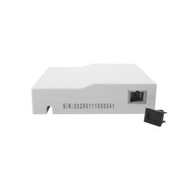 caja terminal de fibra óptica roseta con un acoplador scapc color blanco161187
