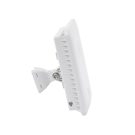 Access Point Wifi Industrial Cnpilot E502 De Alta Capacidad Para Exterior Ip67 Doble Banda Antena De 30° Y Puerto Poe Secundario