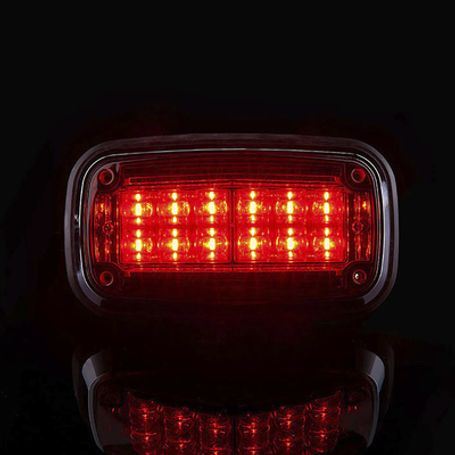 Luz De Advertencia 8 X 4 Color Rojo Ip67 Sae Ideal Para Ambulancias