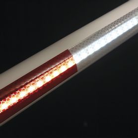 brazo de aluminio de 14ft 426m  iluminación led color blanco incluida  montaje y arnés de conexión no incluidos82912