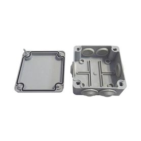 caja tipo estanca ip55 con 6 entradas tapa y tornillo de vuelta de 14 100 x 100 x 50 mm color gris200988