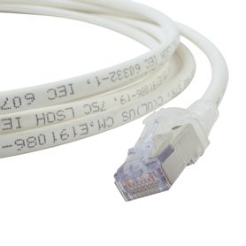 patch cord skinny cat6a blindado sftp 10ft diámetro reducido 28 awg color blanco144059
