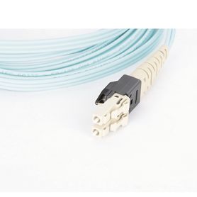 jumper pviq de fibra óptica multimodo 50125 om4 lclc duplex lszh color aqua 3 metros185606