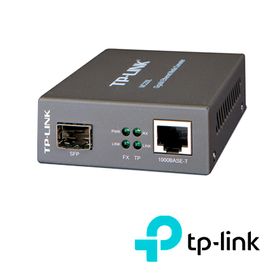 convertidor de medios  tplink mc220l  1 puerto gigabit sfp  1 puerto rj45 1000mbps  consumo 395  500m utilizando fibra 50125μm