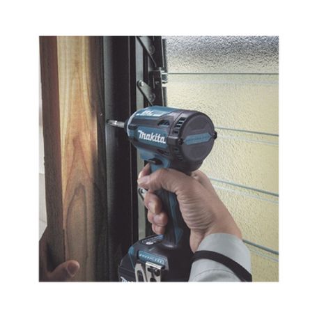 Atornillador De Impacto 18 Vcc 3800 Rpm 180n.m. Incluye Estuche Makpac Cargador Y 2 Bat. 5ah
