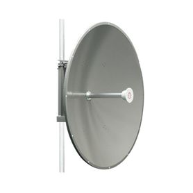 antena direccional de 4 ft 51 a 71 ghz ganancia 36 dbi conectores nhembra polarización doble incluye montaje para torre o másti