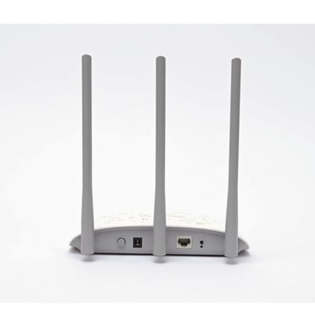 Punto De Acceso / Repetidor Wifi 2.4 Ghz 450 Mbps 3 Antenas Externas Omnidireccional 1 Puerto Wan 10/100 Mbps