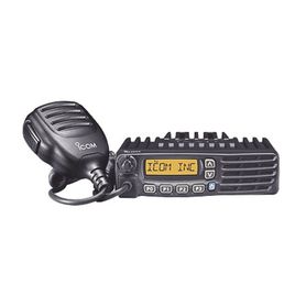 radio móvil digital nxdn 50 w 136174mhz 128 canales analógico digital convencional trunking y multitrunkincluye micrófono cable
