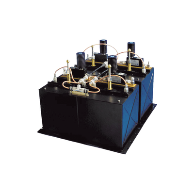 Combinador dB SPECTRA, en Panel para Rack 19, 380-400 MHz,3 Canales, 100 kHz de Sep. 150 Watt, N Hembras.