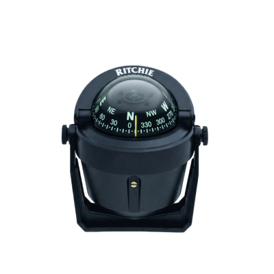 Brújula de Navegación Marítima Serie Explorer / Montaje en Bracket / Color Negro / 2 3/4 (70 mm) Direct Reading Dial / Iluminación Nocturna Verde Interna / Compensadores Integrados / Movimiento de Agujas con Rubí Z